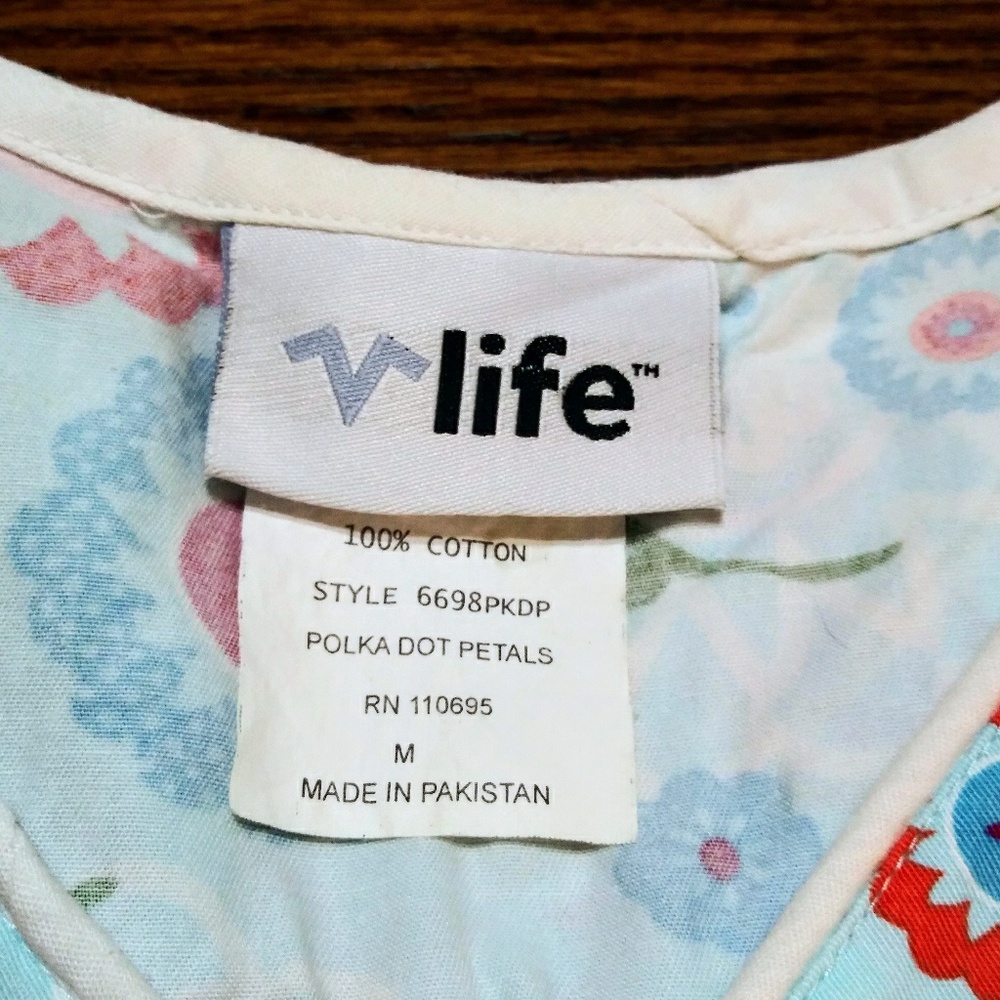 Scrub Top Double Pocket - Picture 5 of 5